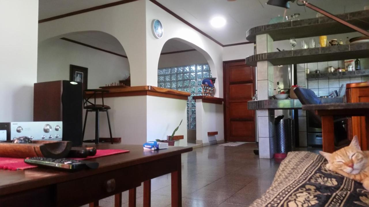 Puerto Jiménez Embassy House B&B 외부 사진