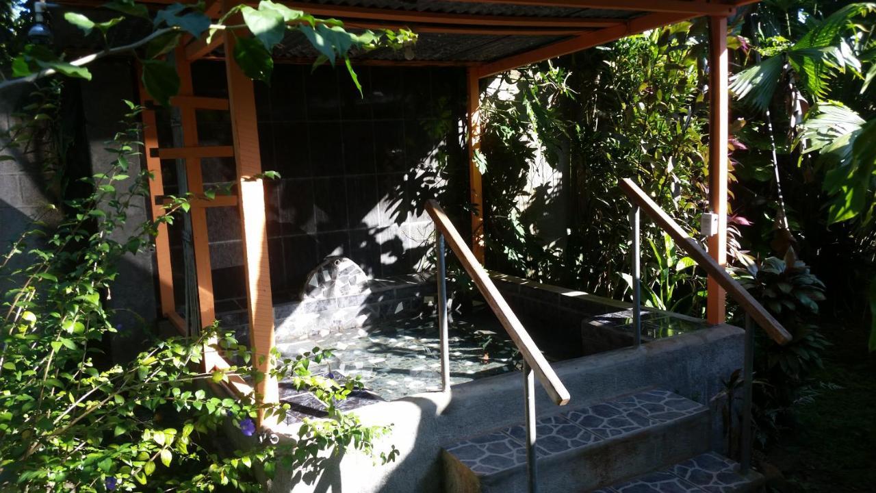 Puerto Jiménez Embassy House B&B 외부 사진